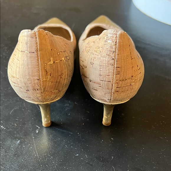 Kate Spade Tan and Gold Pointed Cork Heels - Picture 5 of 11